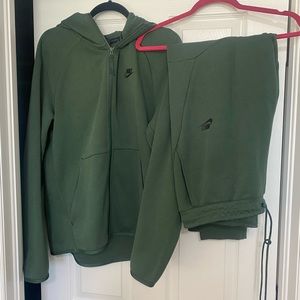 Hunter green Nike jacket and joggers